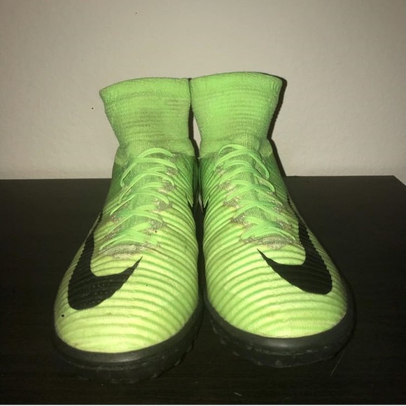 Nike mercurial turf boots - Picture 3 of 5